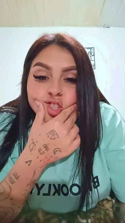 Babyhot669 from Brazil