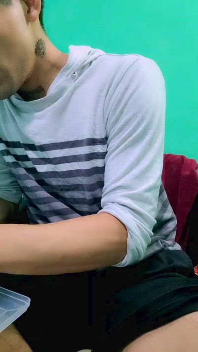 Charless19 from Mexico
