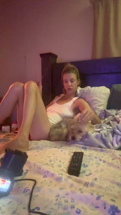 Creampiecutie33 from United States