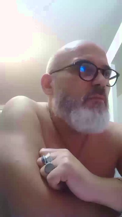 D4DLou1sX from France