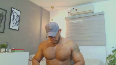 DOMINIC_HULK1 from Colombia