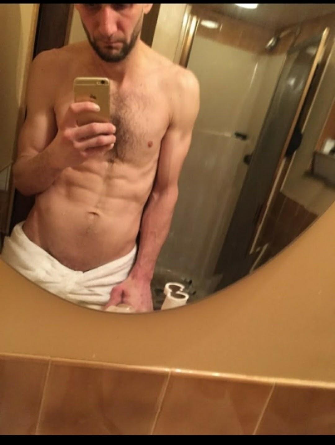 Dlong8 from United States
