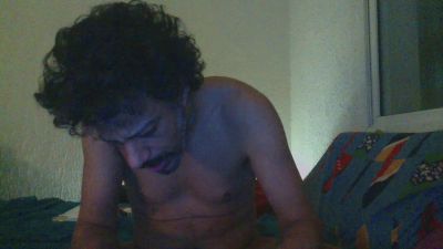 HungJunkHorny from Brazil