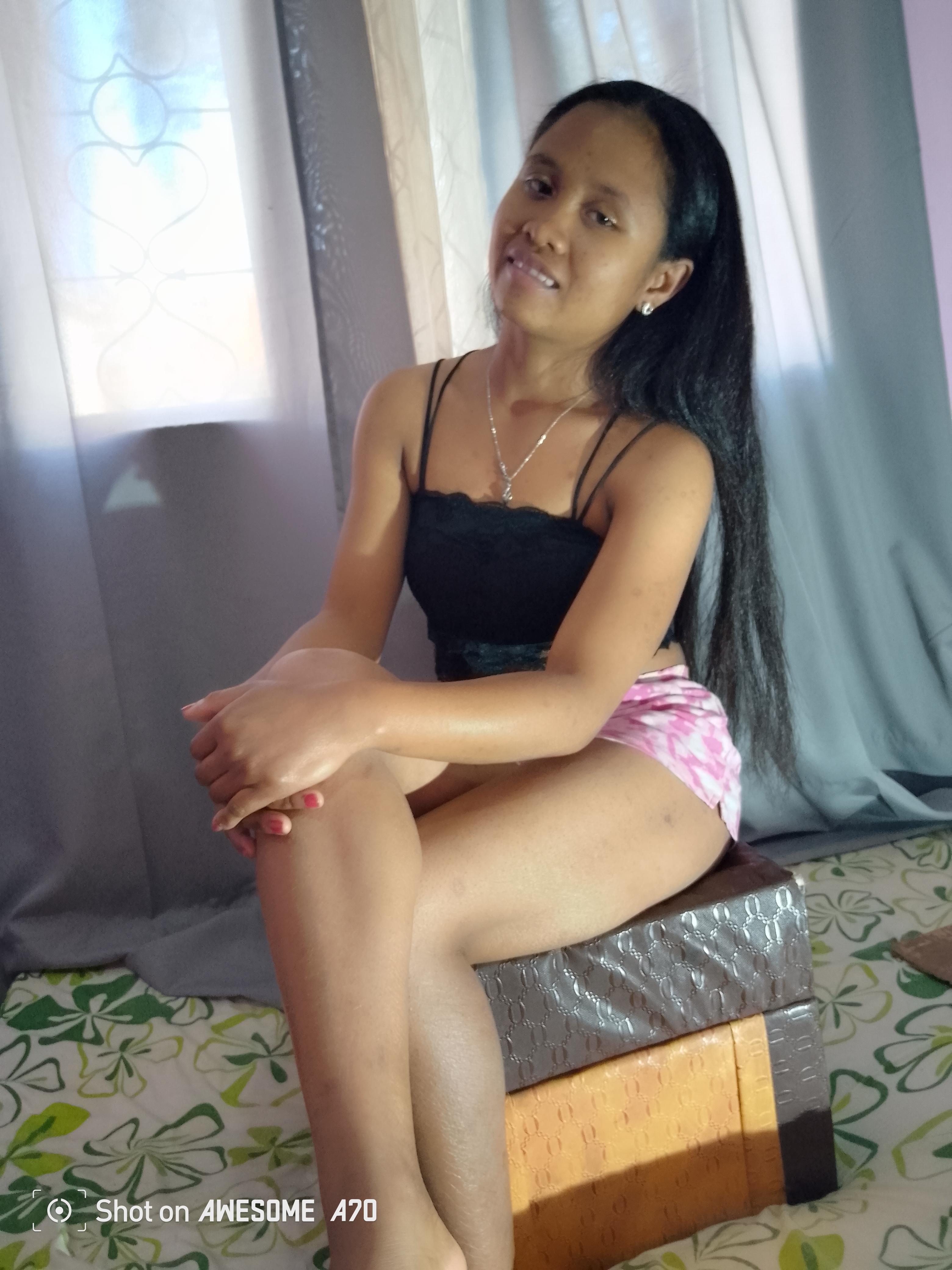 Juliesweety from Madagascar