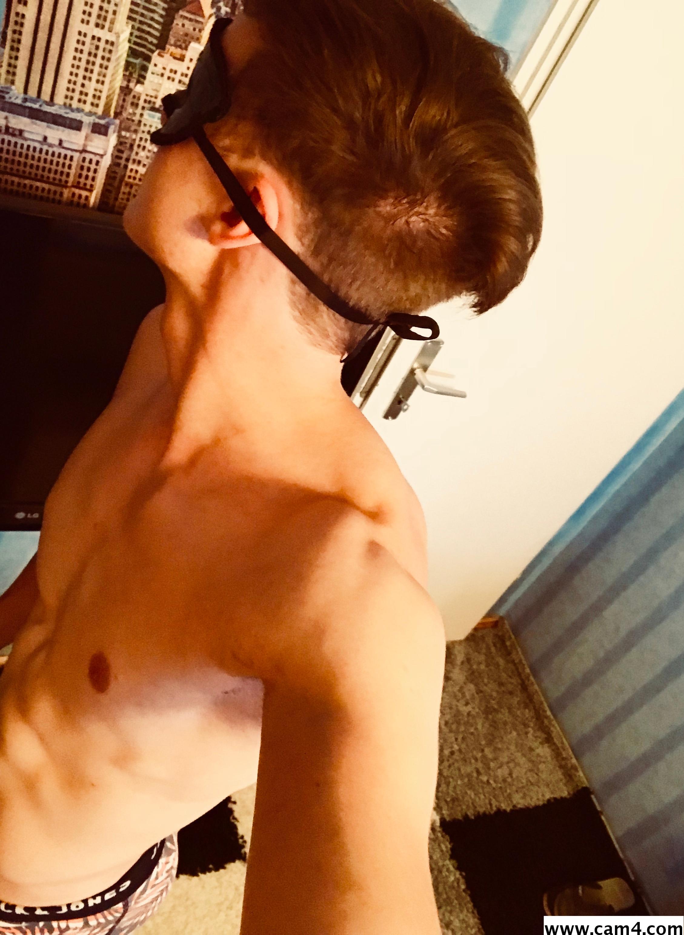 Mikeyeah21 from Germany
