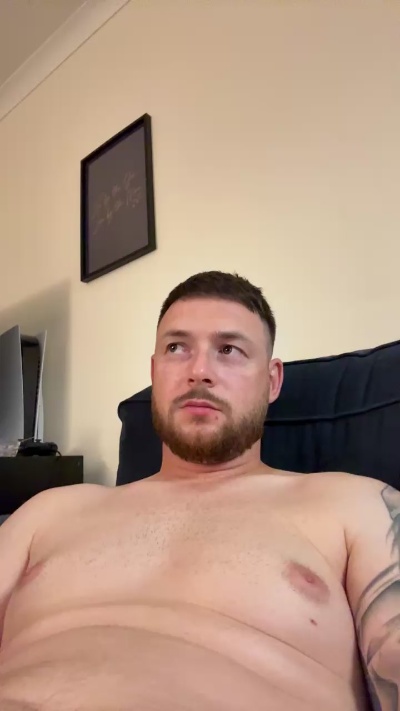 Nicehardon3 from United Kingdom