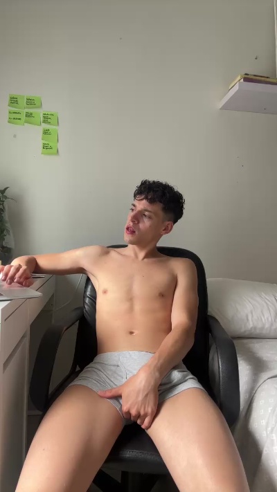 Shyboy911 from Spain