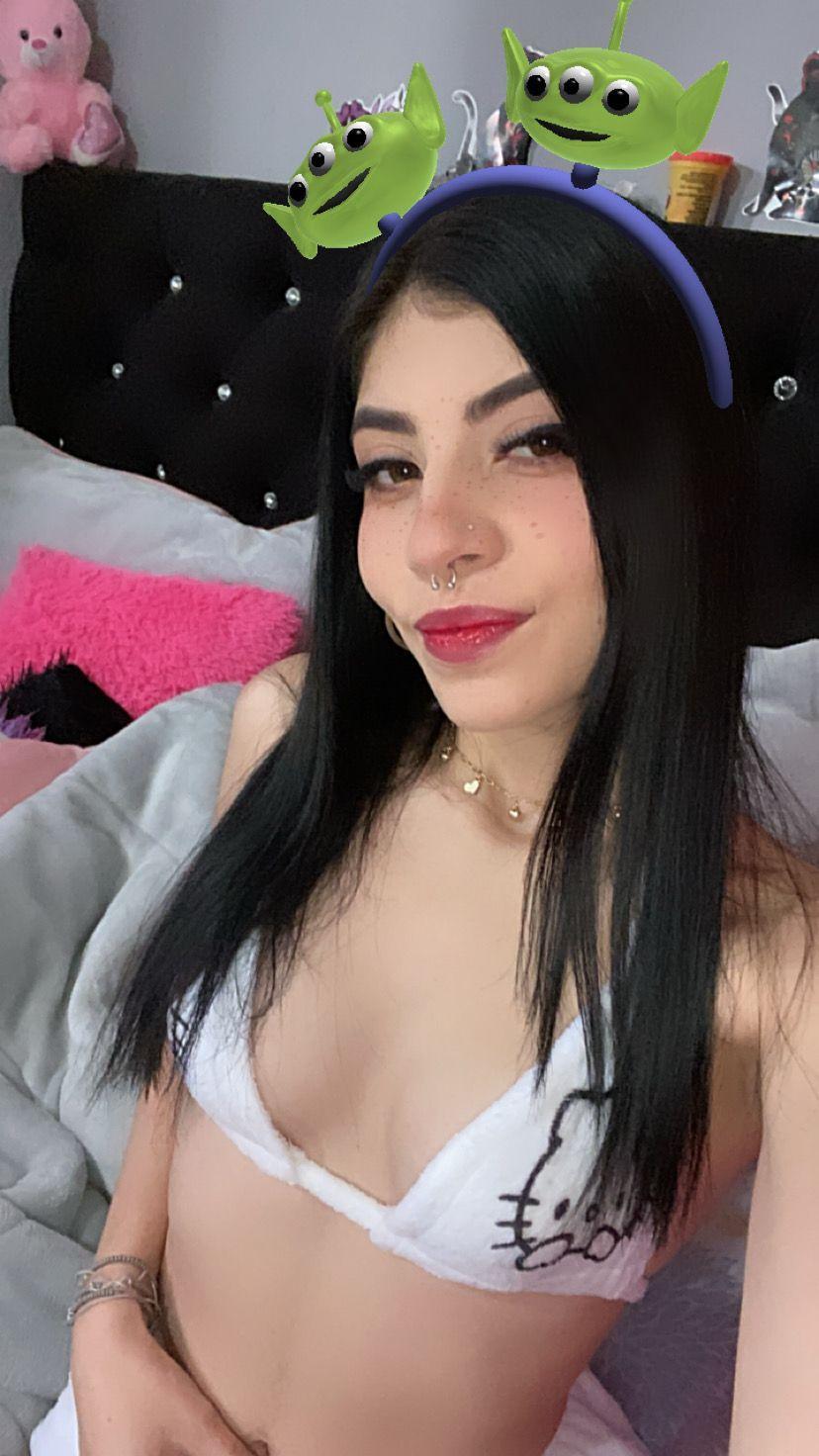 Snow_Whitee Profile Image