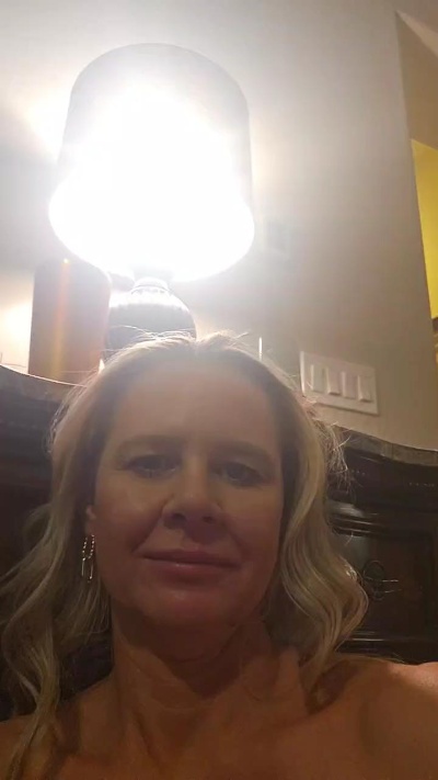 Sugartip82 from United States