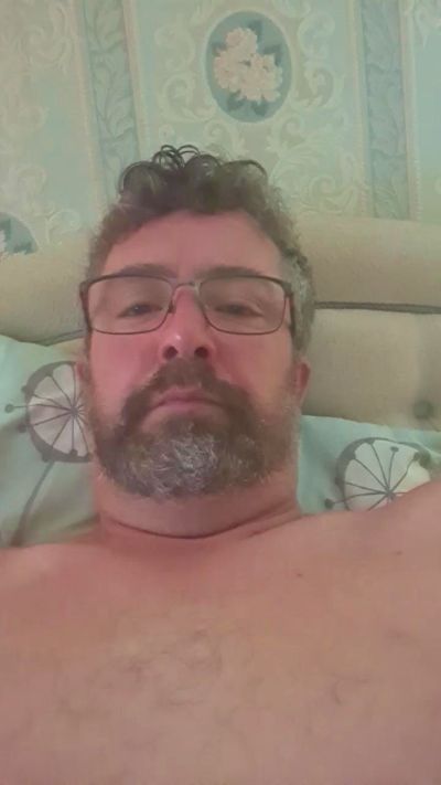 Ukharry40 from United Kingdom