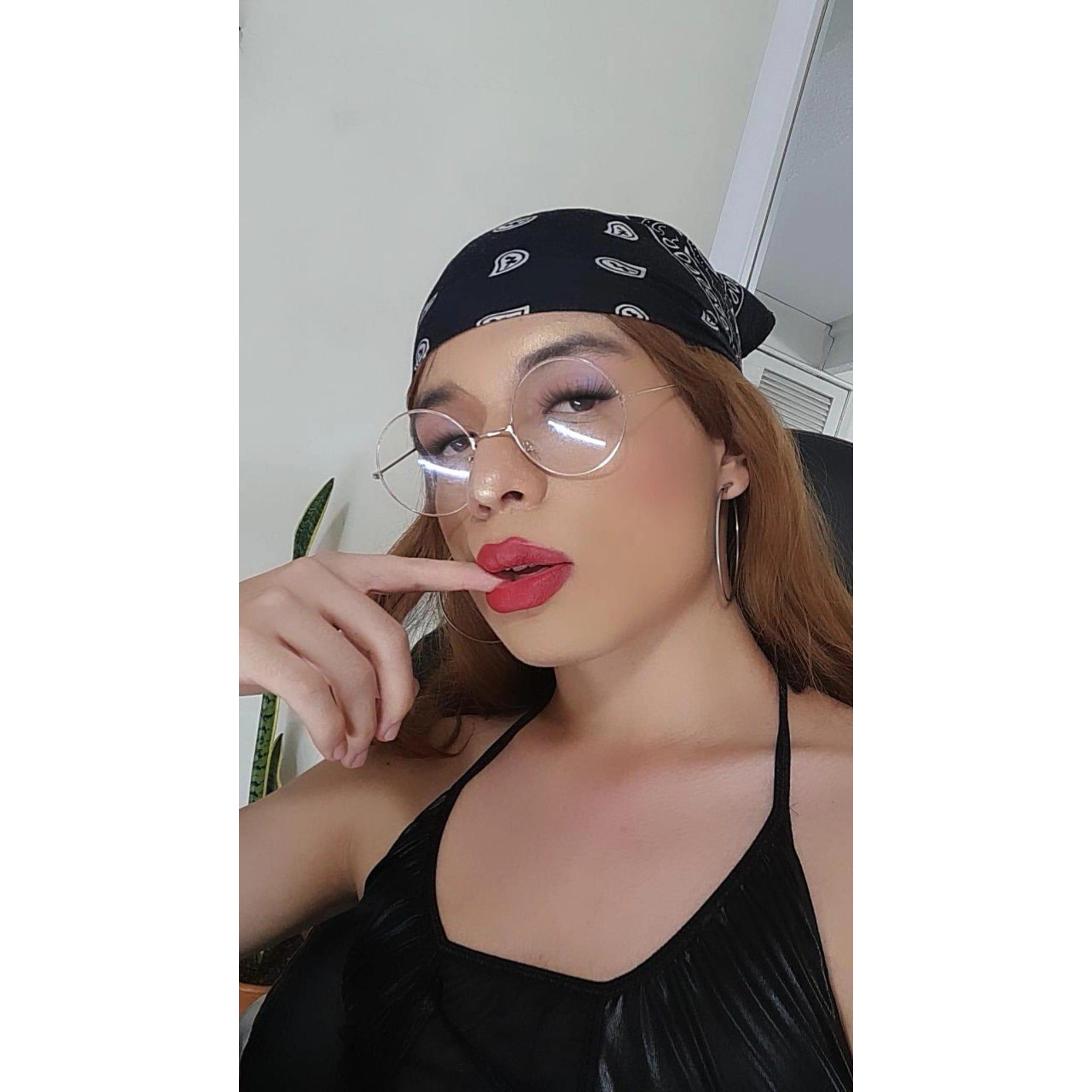Valenn_delrey from Colombia