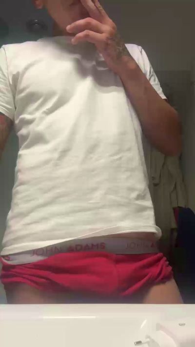 Yeven93 from Italy