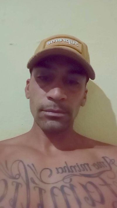 adriabis01 from Brazil