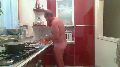 andrew_980 from Italy