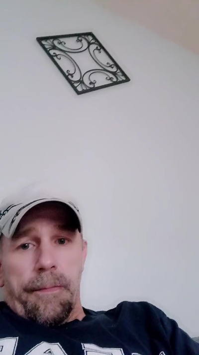 bobbydeluxelll from United States