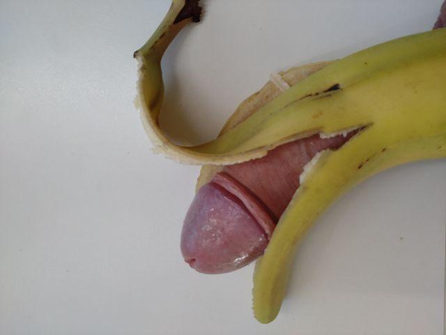 curvedpenis19 from Germany