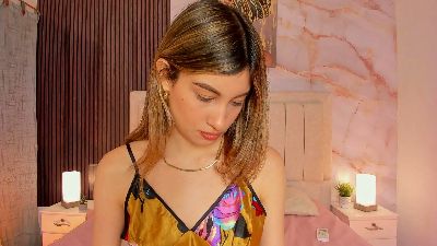 devine_simone from Italy