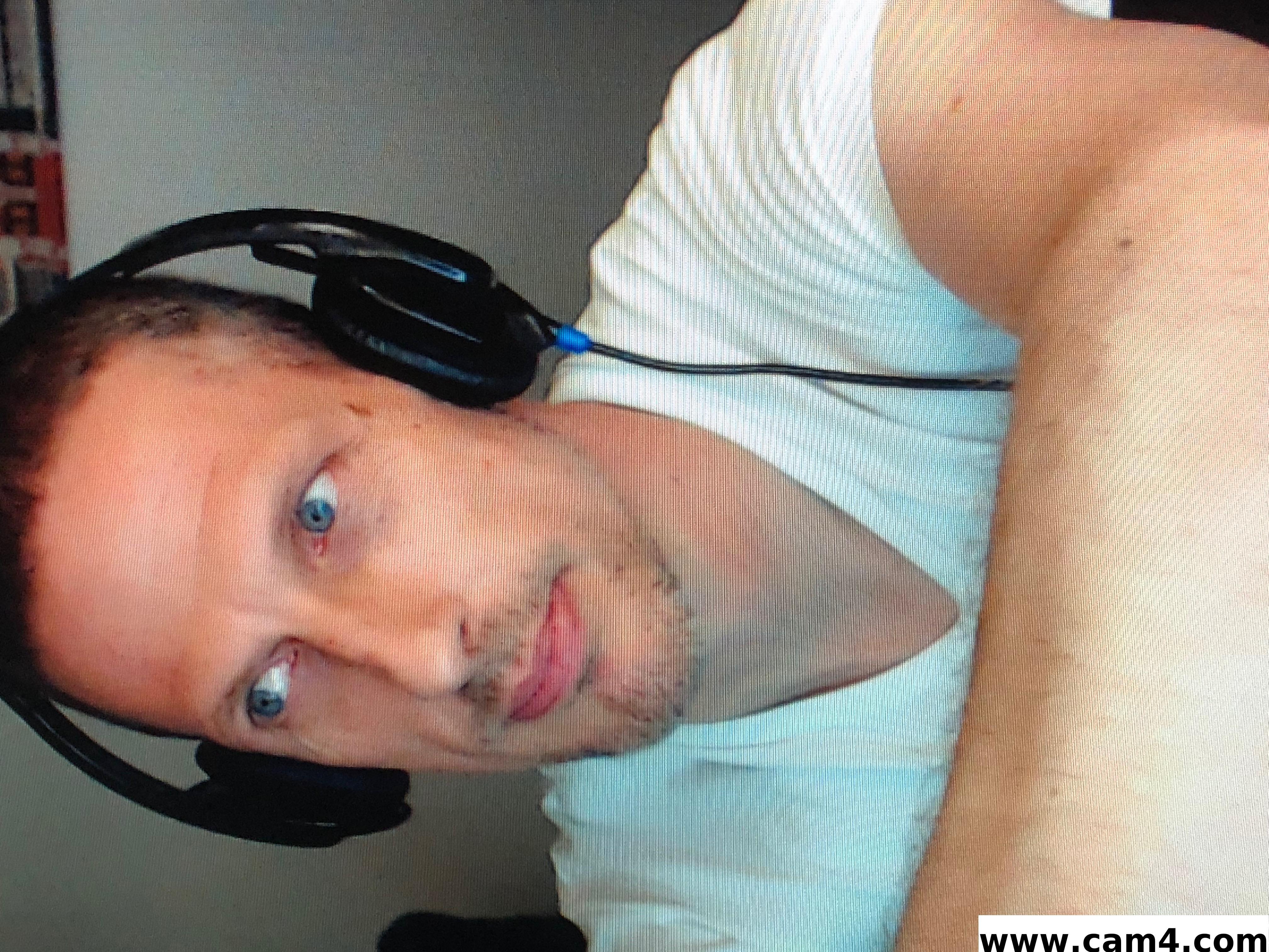 hotlove67fun from United States
