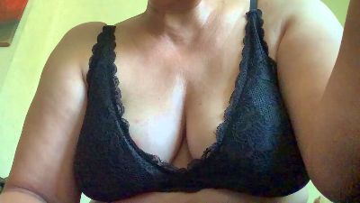 lola1926 from Belgium