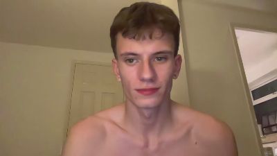 naughtyelio from United Kingdom