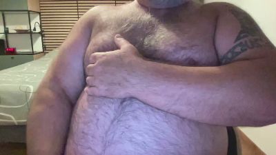 pissbear_sexy from France
