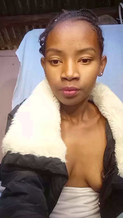 rinah77_xxx from Madagascar